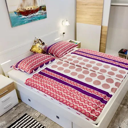 Minerva Gardens Apartment